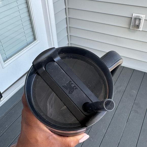 BRAND NEW *****Black Chroma 40oz Stanley - Picture 4 of 4